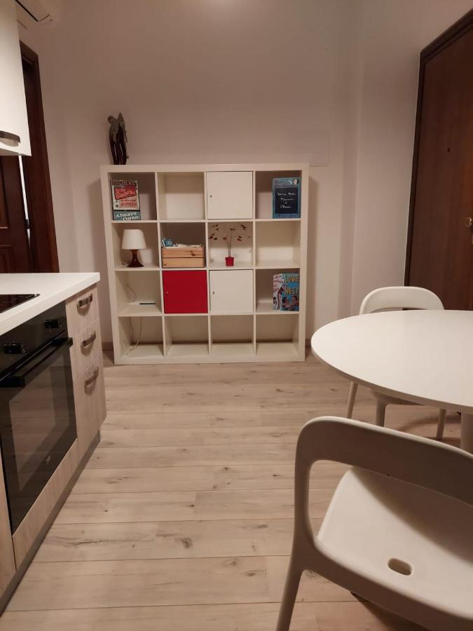 Isabella D'Aragona Guest House Barletta Bagian luar foto